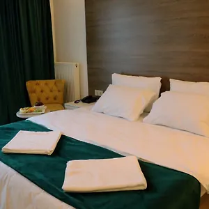 Musk Hotel